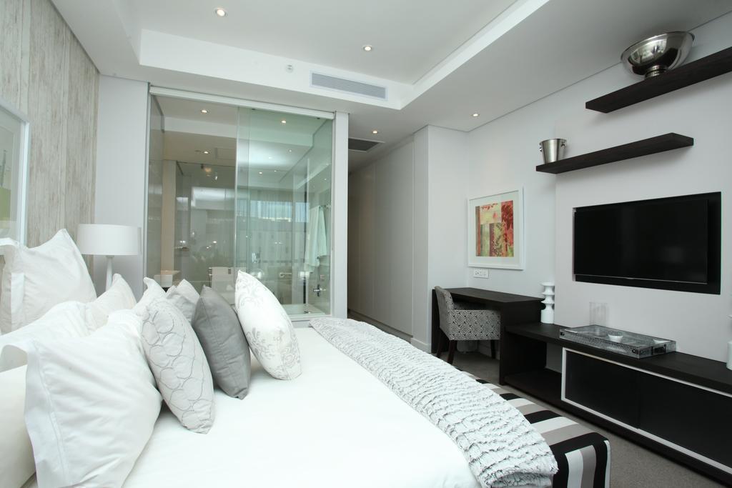 Luxury @ Sandton Skye Йоханнесбург Экстерьер фото
